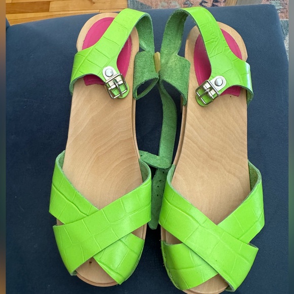 Swedish Hasbeens green clogs NWOT - Picture 2 of 5